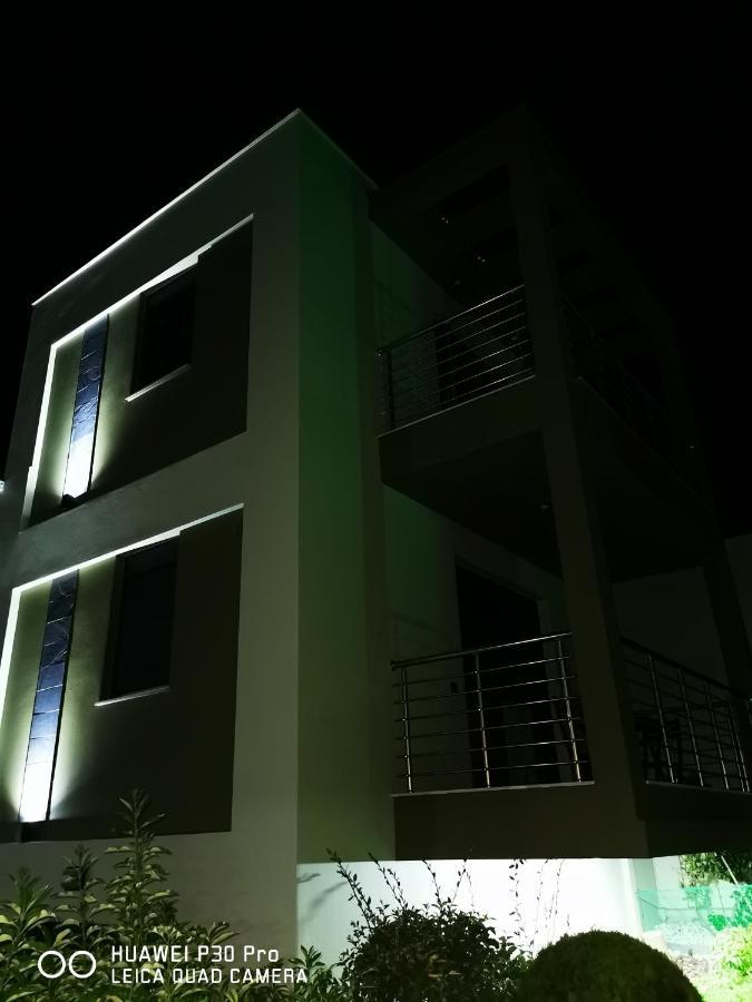 Pall'S Minimal Apartment Néa Péramos المظهر الخارجي الصورة